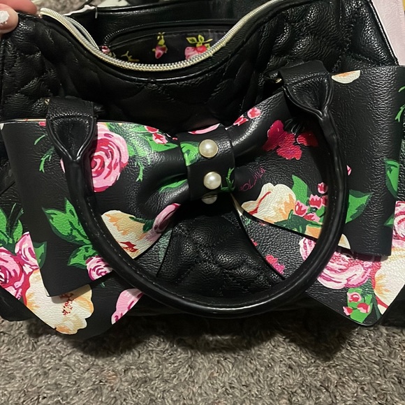 Betsy Johnson Purse Slightly Used - Picture 1 of 2